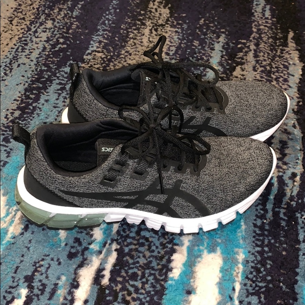ASICS woman’s